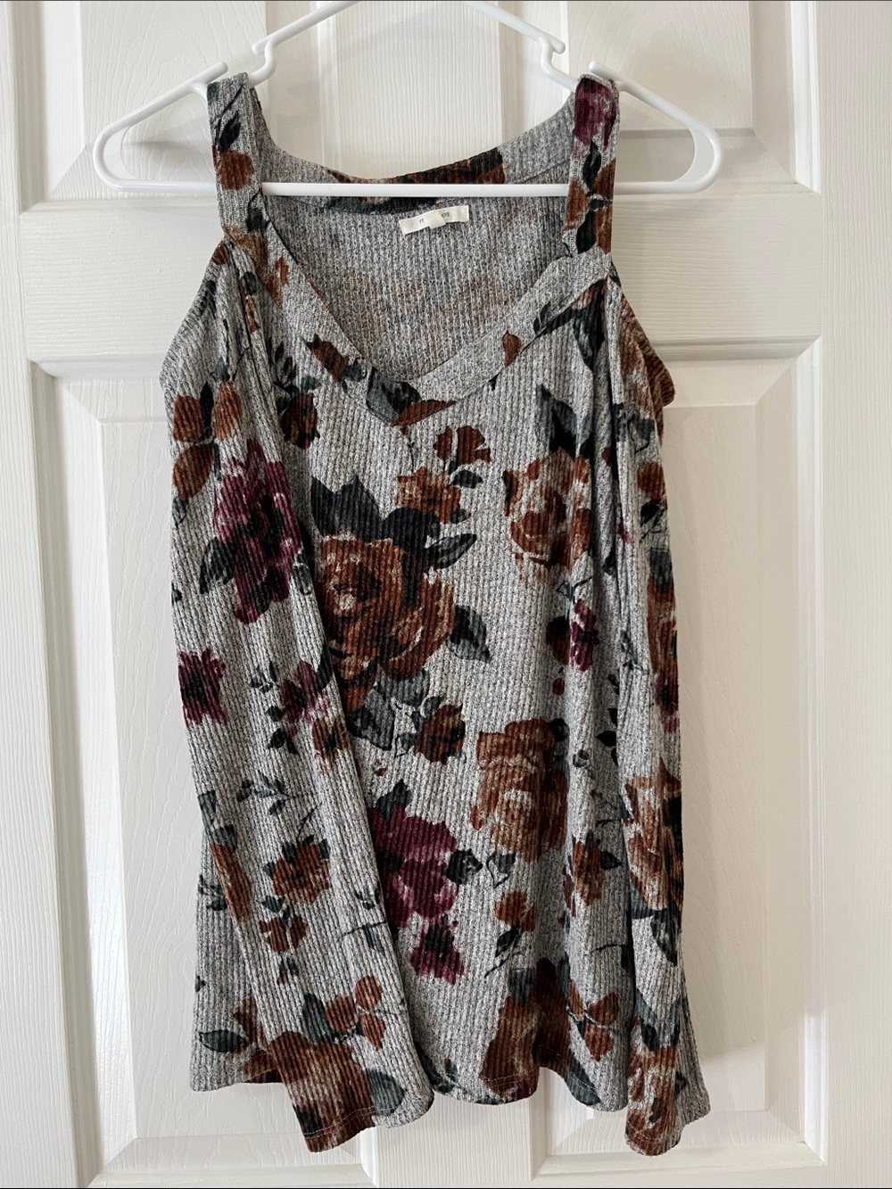Maurices Gray Floral Cold-Shoulder Ribbed Top